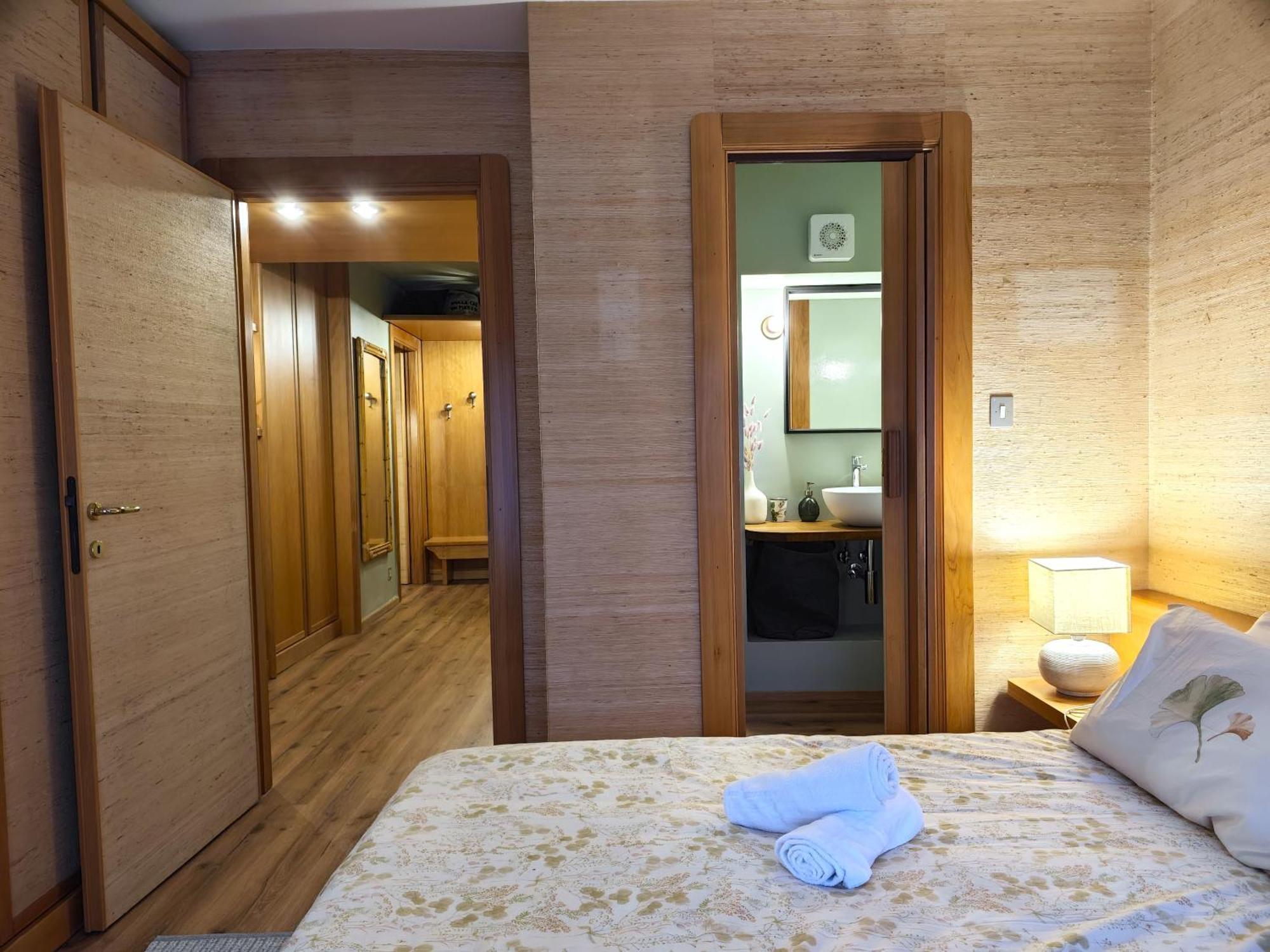 Hostdomus - Il Cerbiatto Apartment Сестриере Экстерьер фото